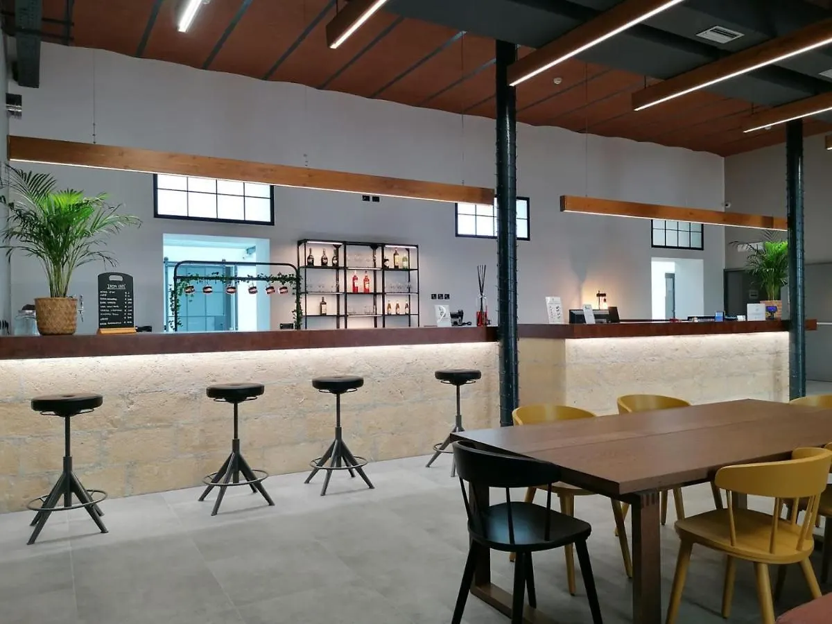 Residence Hotel Moderno バーリ