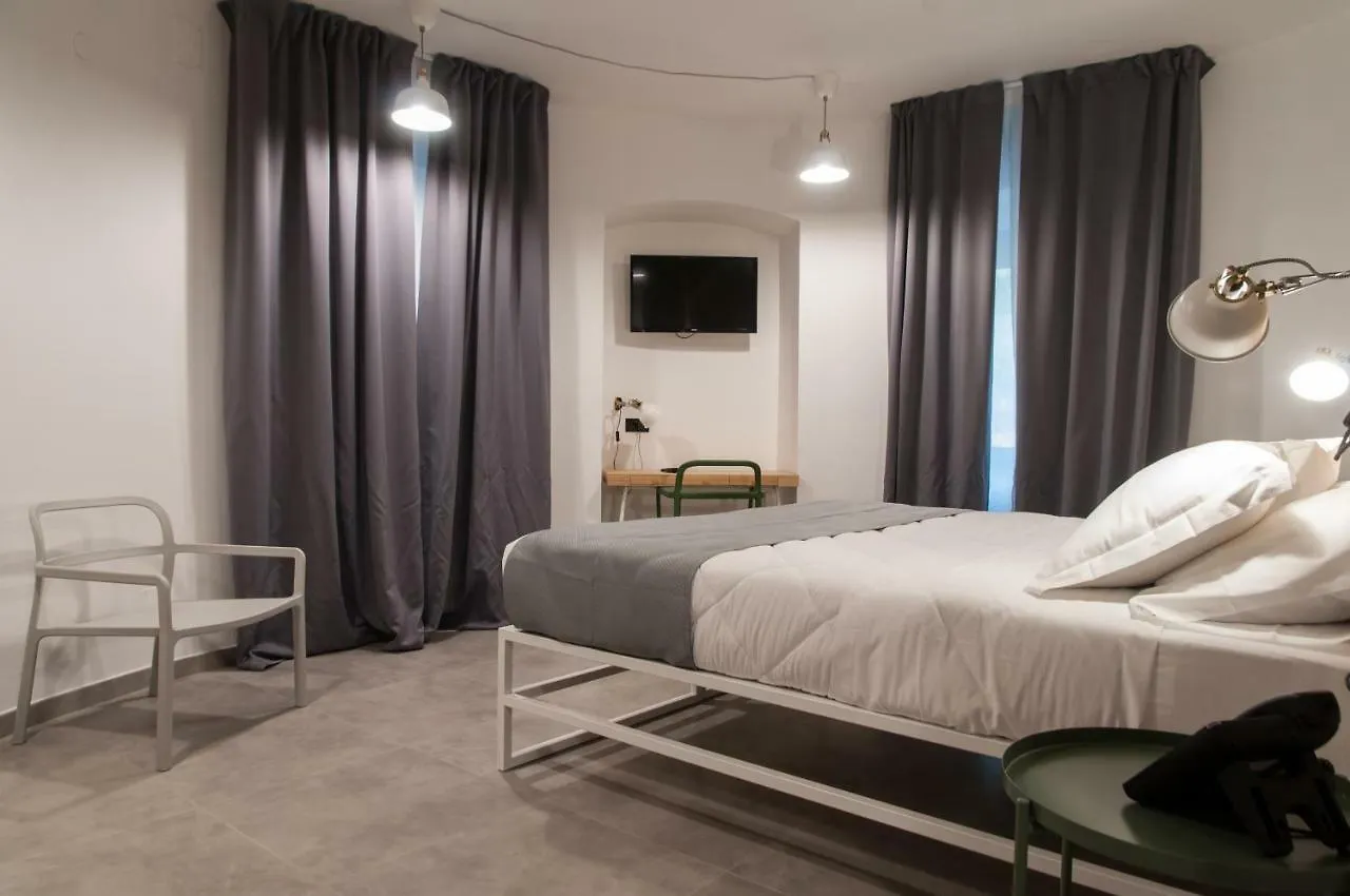Residence Hotel Moderno  Bari